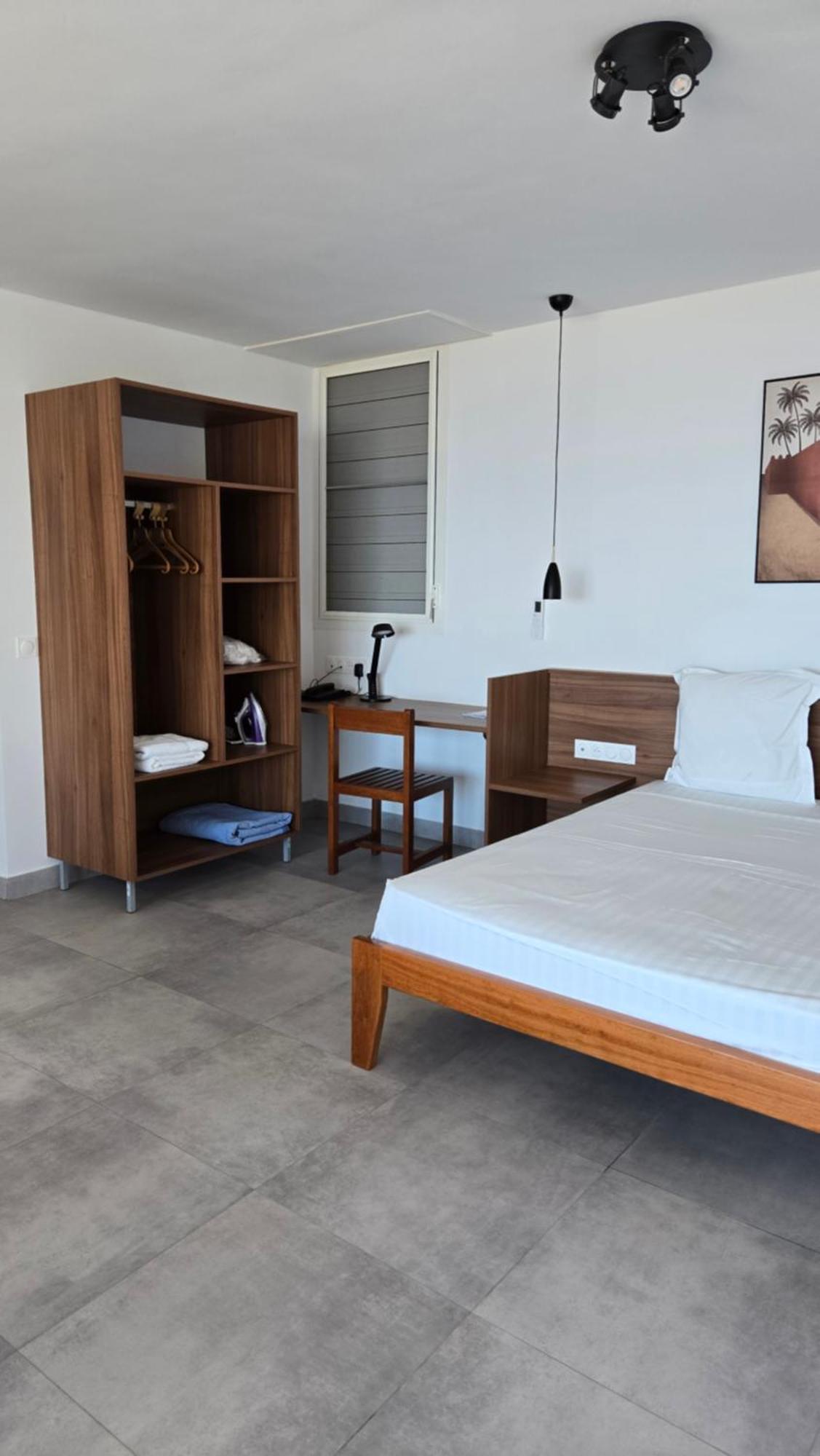 קורו Hotel Des Roches מראה חיצוני תמונה