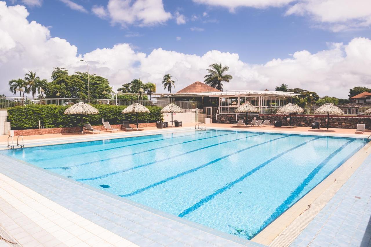 קורו Hotel Des Roches מראה חיצוני תמונה
